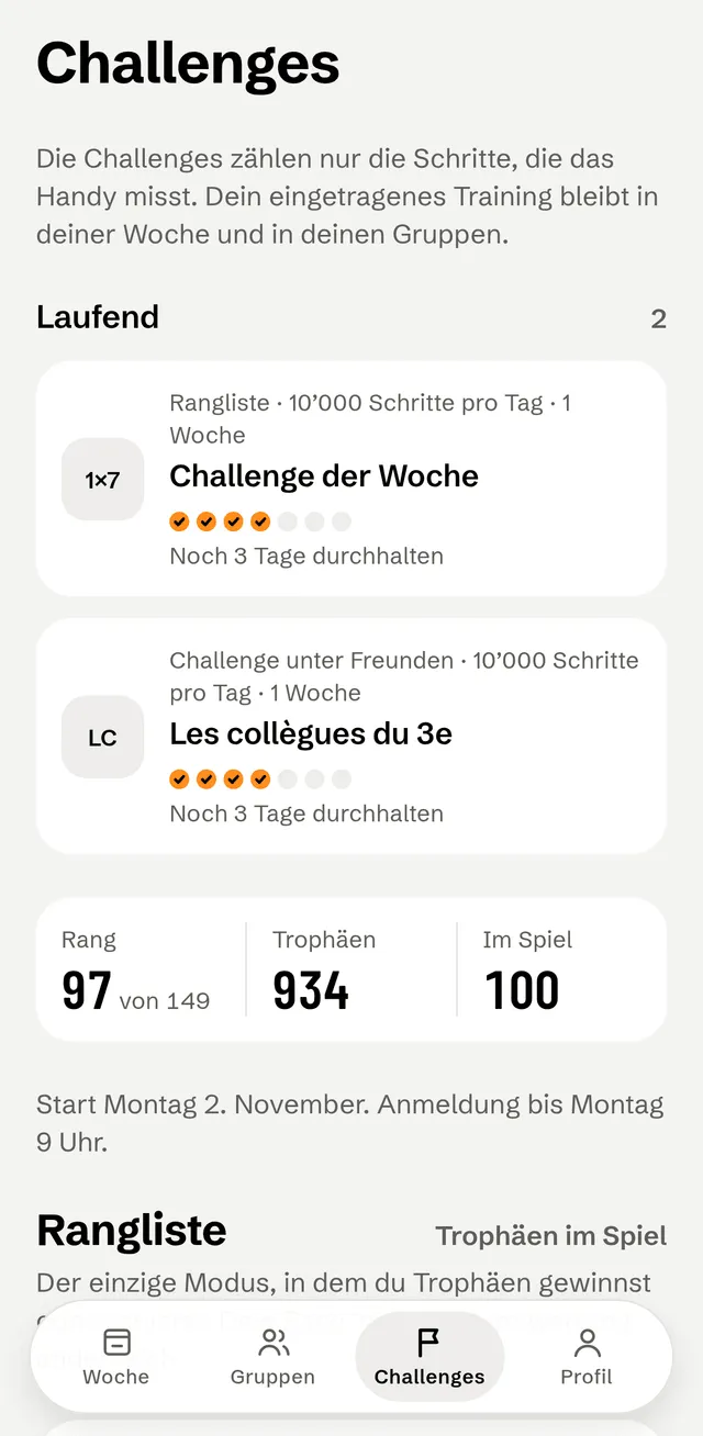 Der Tab Challenges: laufende Schritt-Challenges und die Trophäen des Spielers